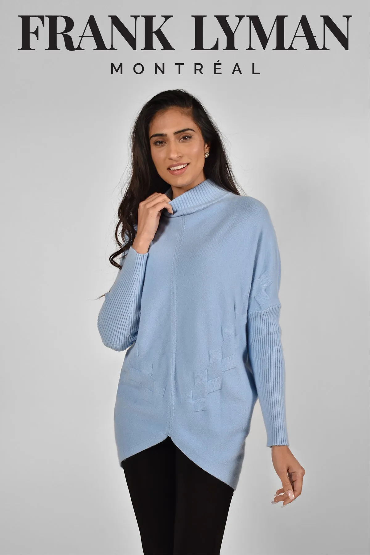 213134U (Sweater)  Generous fitting!