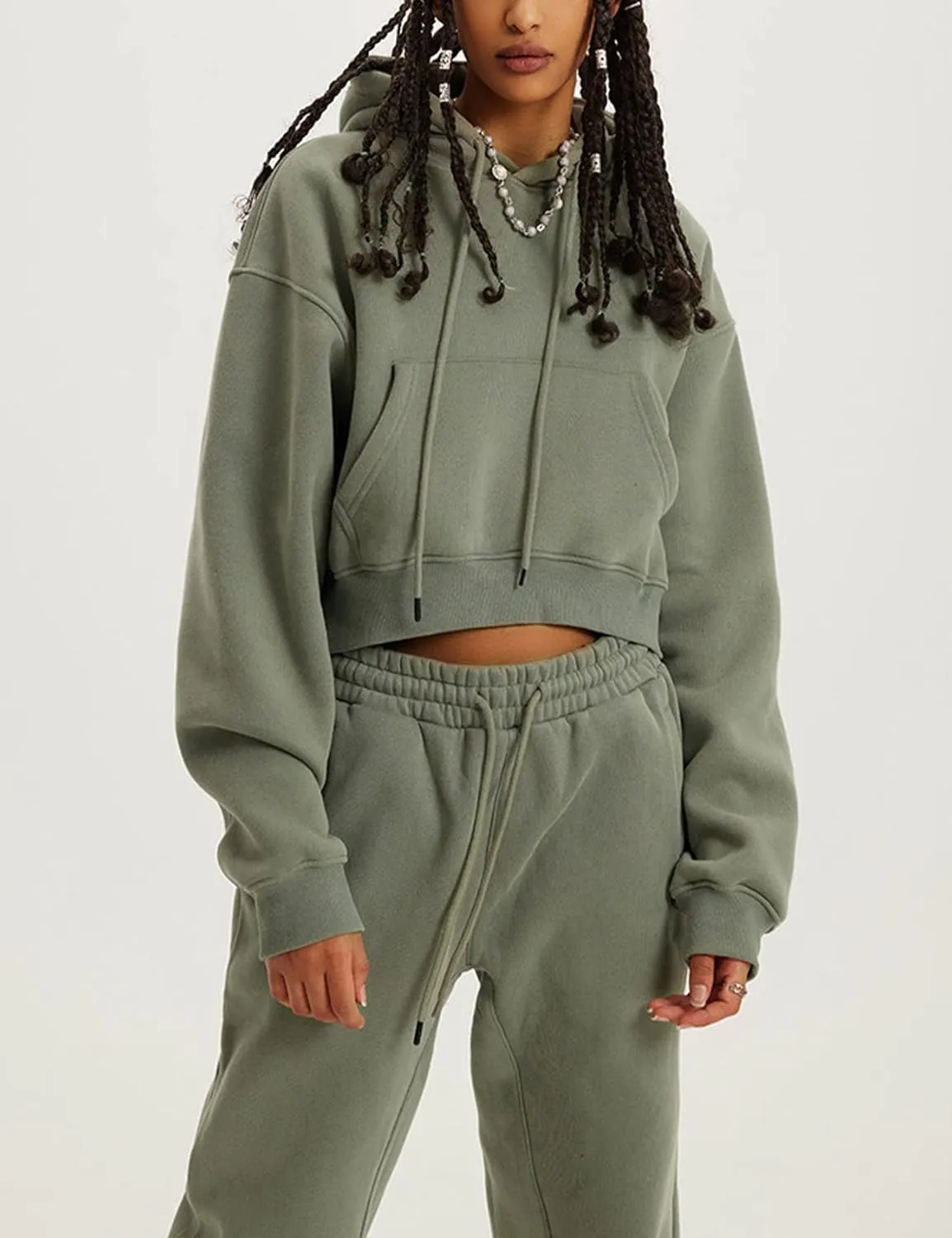 Eisctnd Women Fleece 2 Piece Tracksuits Fall Winter Sweatshirt Jogger Pants Matching Lounge Sets Thick Sweatsuits Pockets